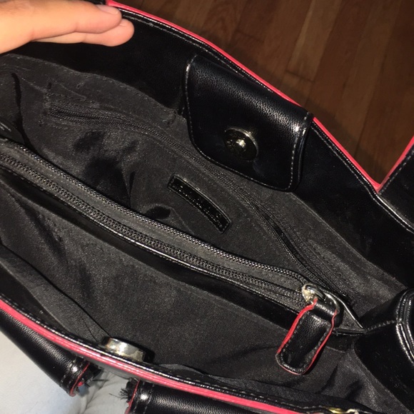 Black I.N.C purse - Picture 2 of 3